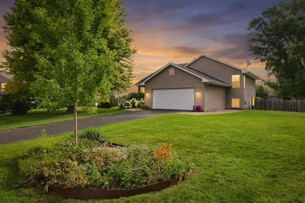 809 Morningside Place, Belle Plaine, MN 56011