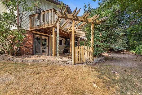 1055 Bridge Street, Shoreview, MN 55126
