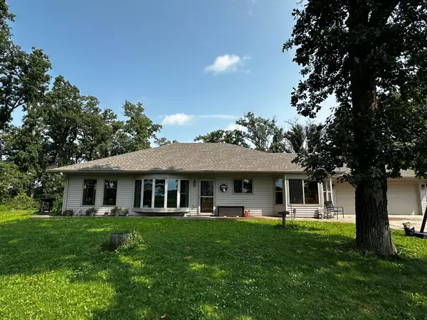 52404 320th Street, Blooming Prairie, MN 55917