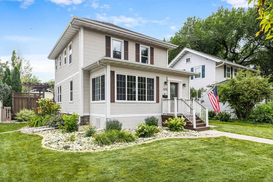 1205 6th Street S, Fargo, ND 58103 - #2
