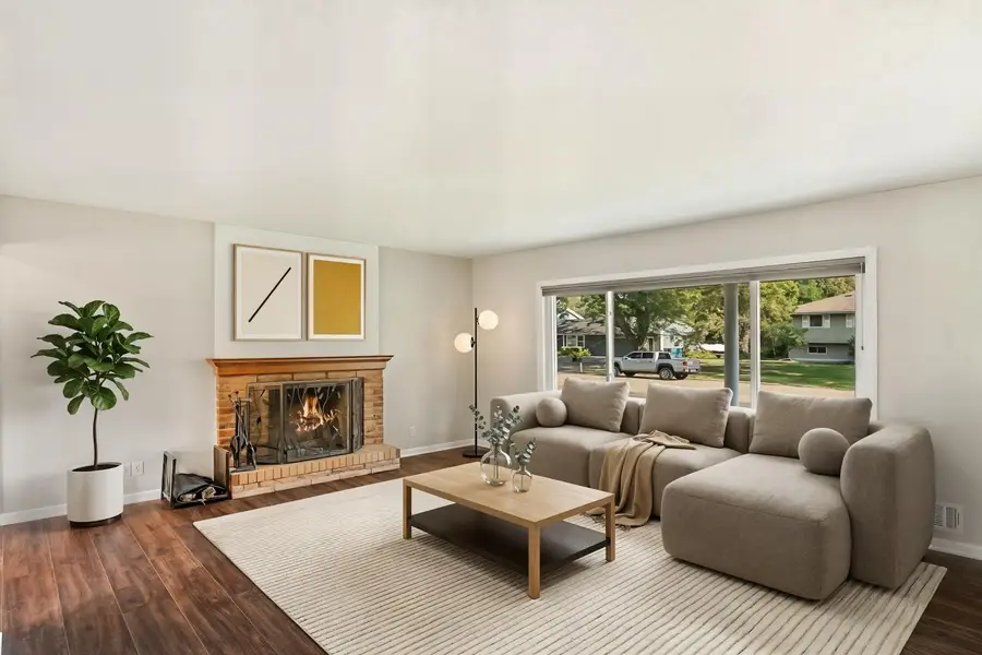 10909 Oak Knoll Terrace S, Minnetonka, MN 55305 - #2
