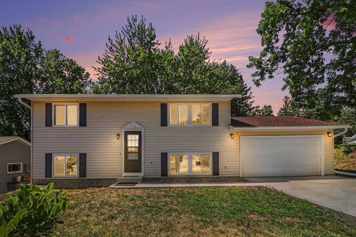 421 3rd Avenue Sw, Lonsdale, MN 55046 - #1