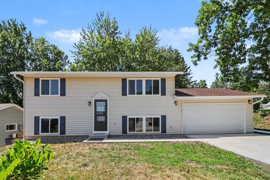 421 3rd Avenue Sw, Lonsdale, MN 55046 - #2