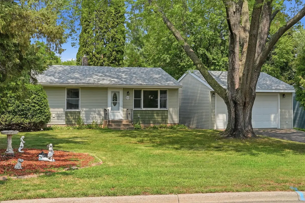 563 Shryer Avenue W, Roseville, MN 55113 - #1