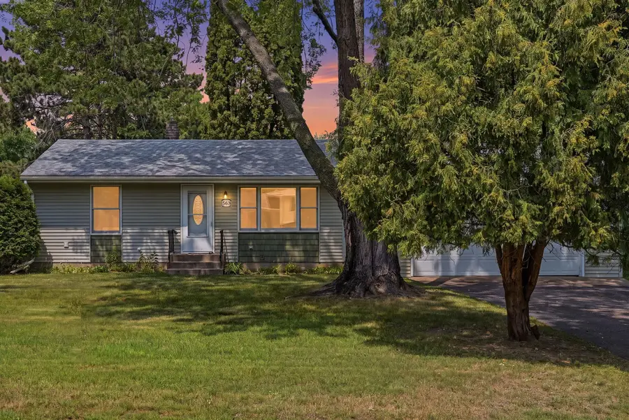 563 Shryer Avenue W, Roseville, MN 55113 - #2