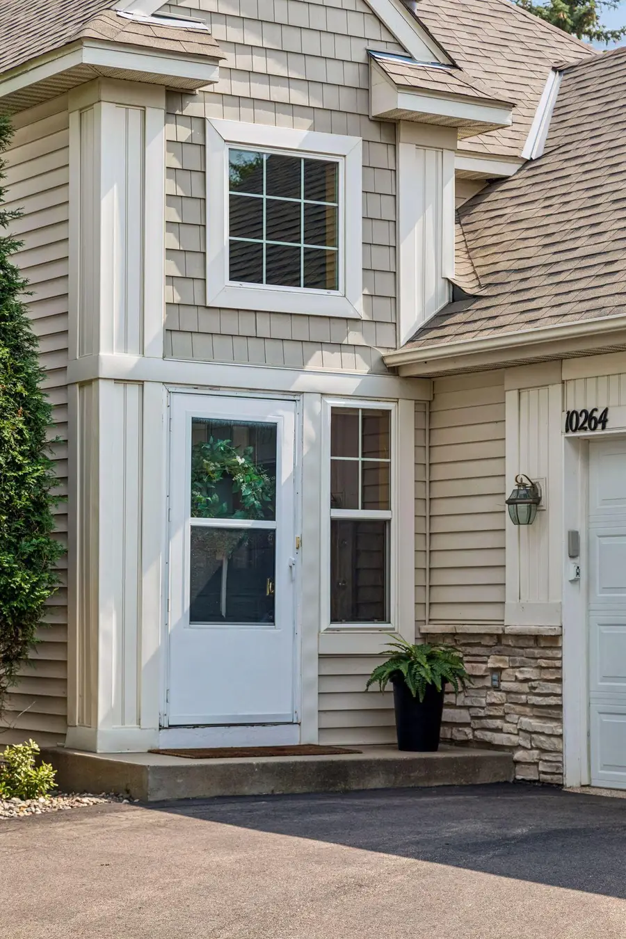10264 Country Club Alcove, Woodbury, MN 55129 - #2
