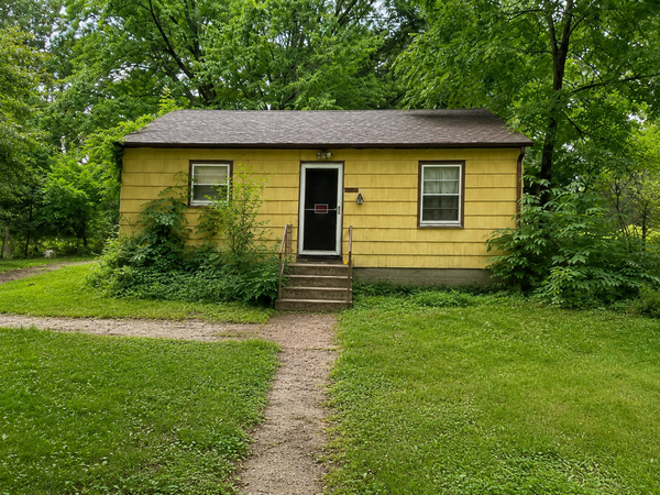 2968 Hallmark Avenue N, Oakdale, MN 55128