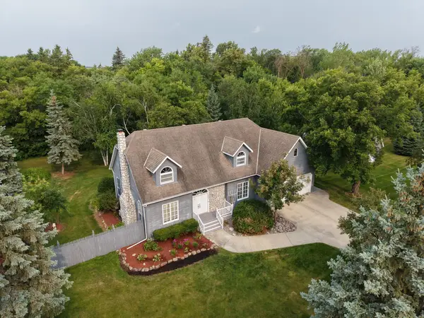 701 3rd Avenue Ne, Roseau, MN 56751