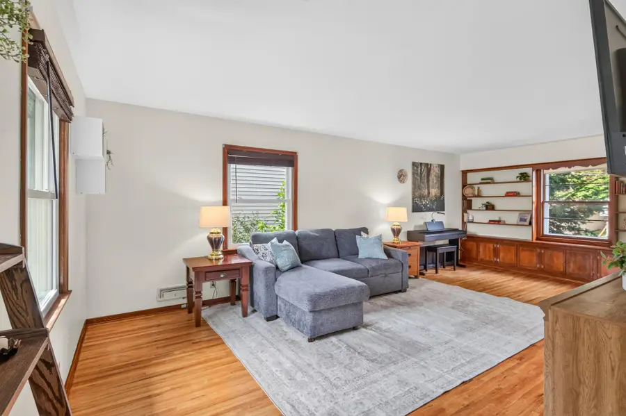 8326 Glenbrook Avenue S, Cottage Grove, MN 55016 - #2