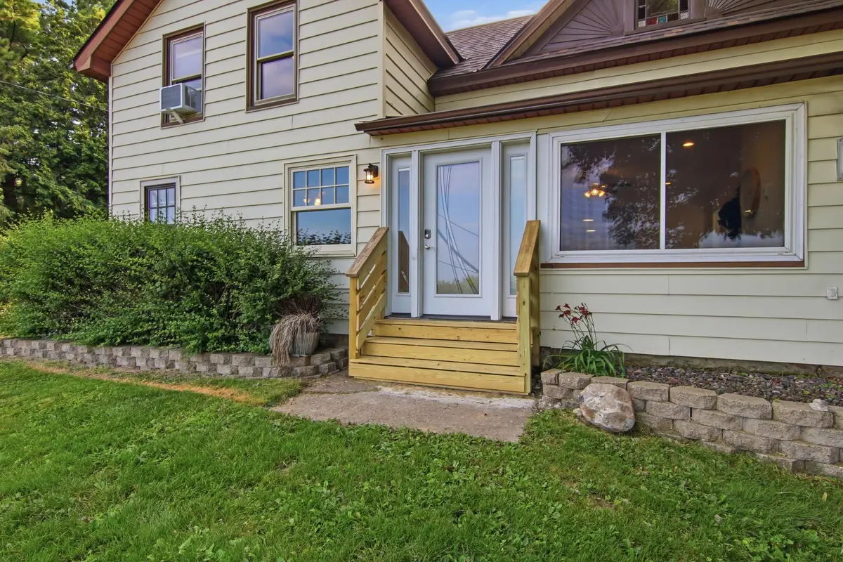 939 Us Highway 63, Baldwin, WI 54002 - #1
