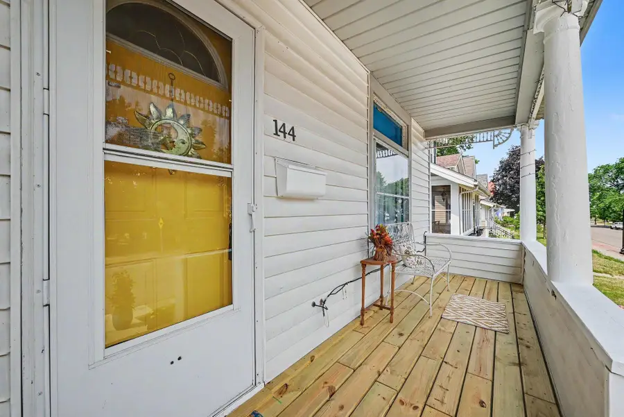 144 3rd Avenue S, South Saint Paul, MN 55075 - #2