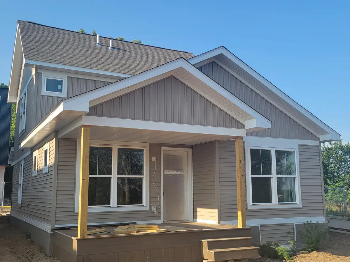 434 N Rivoli Street, Saint Paul, MN 55130 - #1