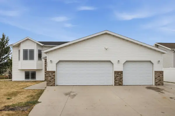 3635 Harrison Street S, Fargo, ND 58104