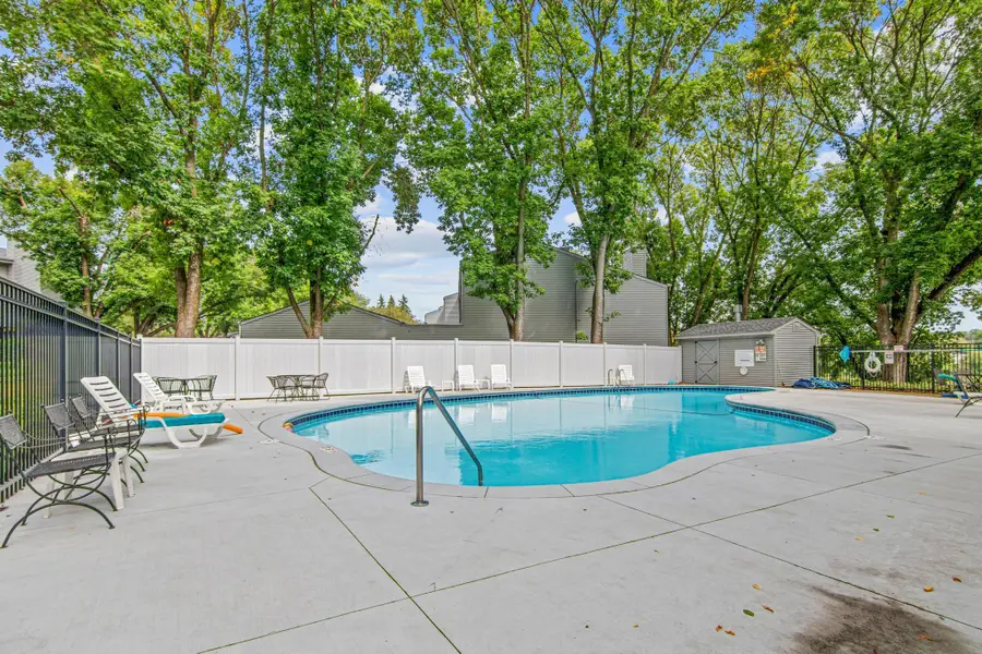 2646 Mackubin Street, Roseville, MN 55113 - #2