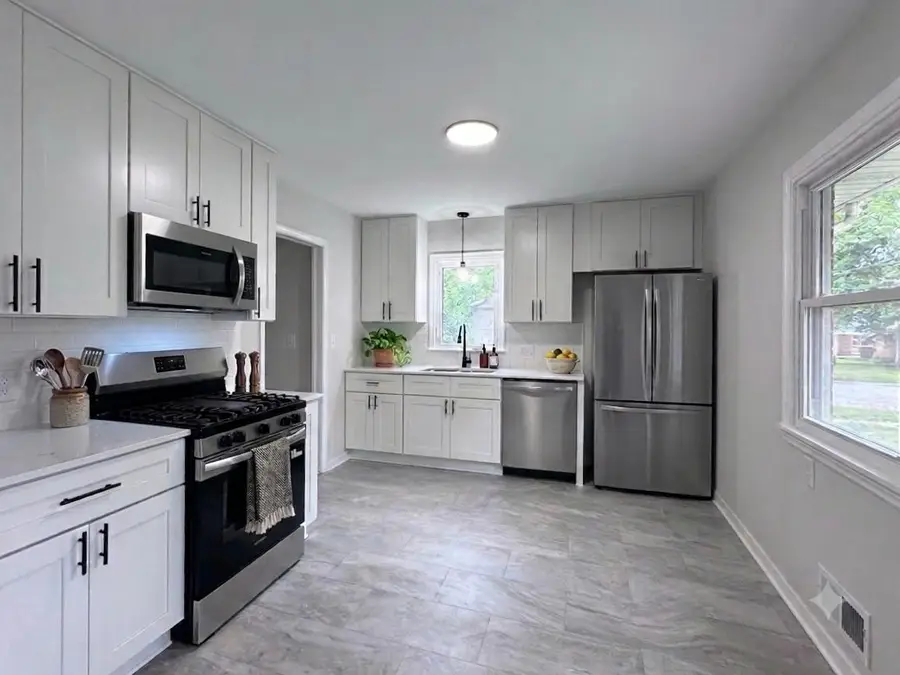 7070 Claude Avenue, Inver Grove Heights, MN 55076 - #3