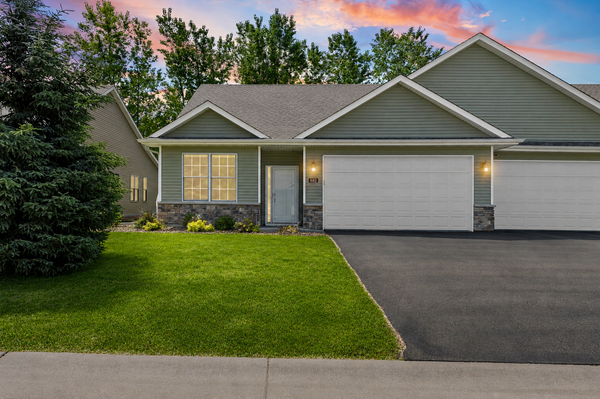 682 Bibeau Court, Vadnais Heights, MN 55127
