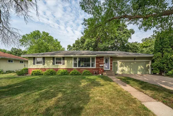 12692 Monterey Avenue S, Savage, MN 55378
