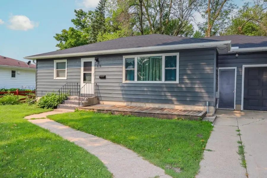 916 5th Street Sw, Waseca, MN 56093 - #2