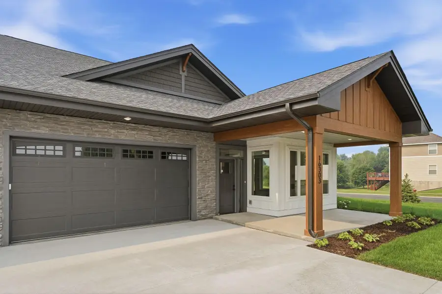16309 Esprit Court, Lakeville, MN 55044 - #2