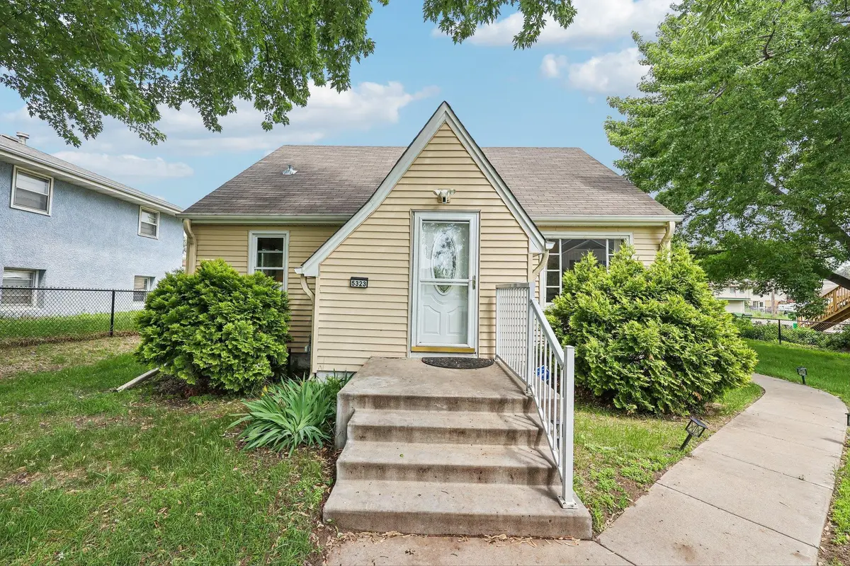 5323 4th Street Ne, Fridley, MN 55421 - #1
