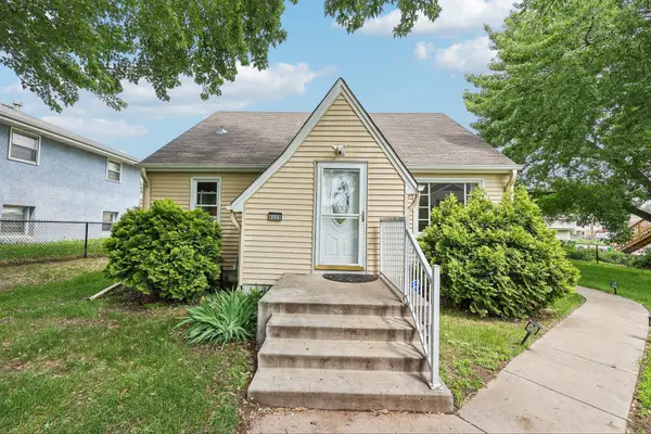 5323 4th Street Ne, Fridley, MN 55421