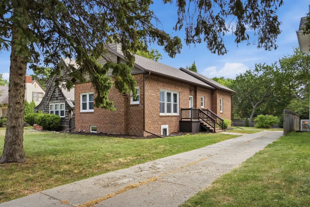 618 6th Street S, Moorhead, MN 56560 - #1
