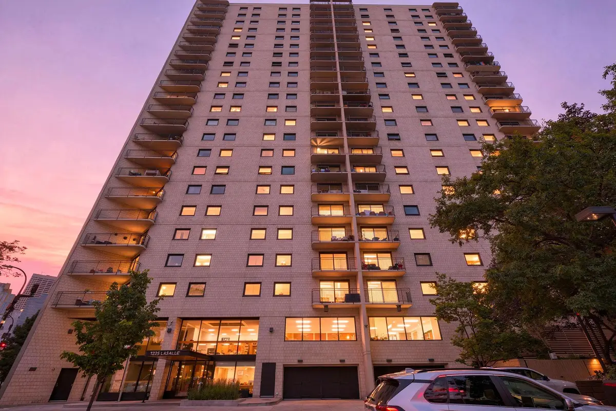 1225 Lasalle Avenue #1502, Minneapolis, MN 55403 - #1