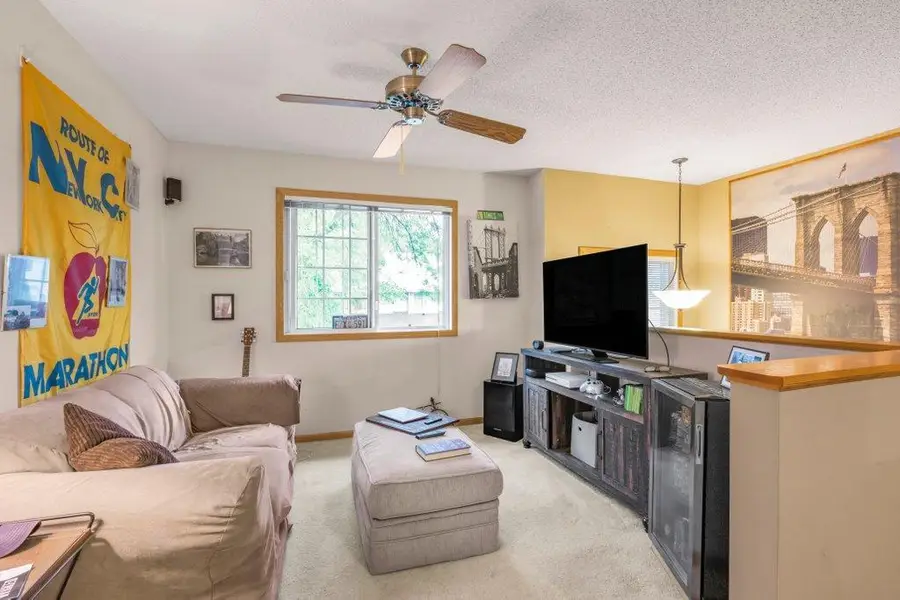 1056 Lovell Avenue W, Roseville, MN 55113 - #3