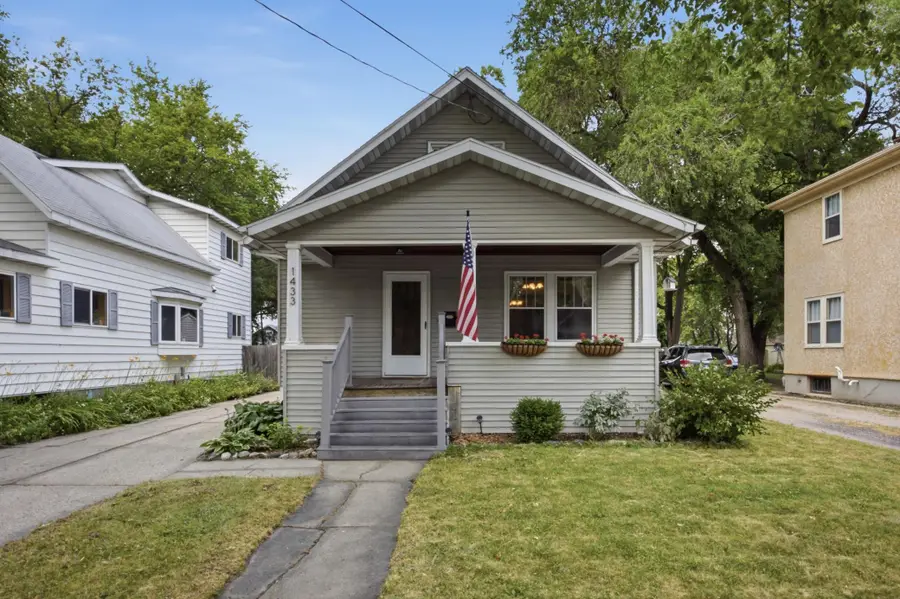 1433 2nd Avenue S, Fargo, ND 58103 - #3