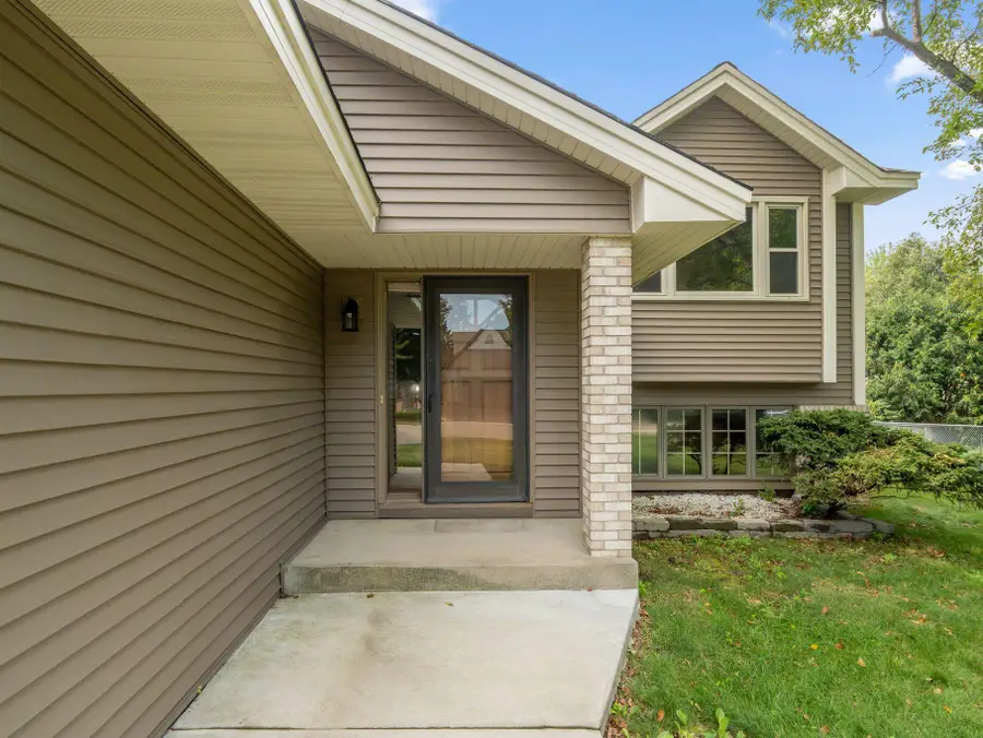 14806 Hallmark Drive, Apple Valley, MN 55124 - #2