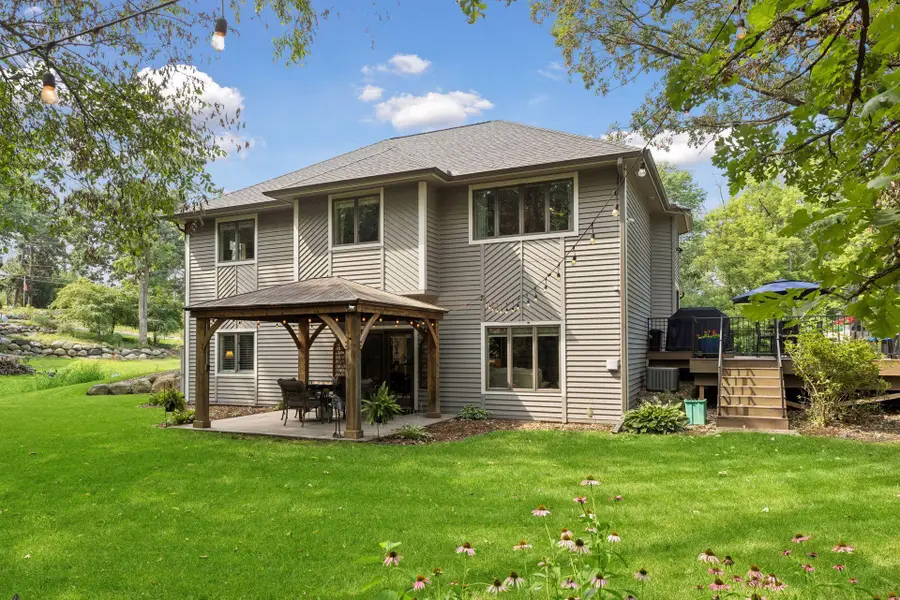 2041 Oakridge Street, Saint Paul, MN 55119 - #2
