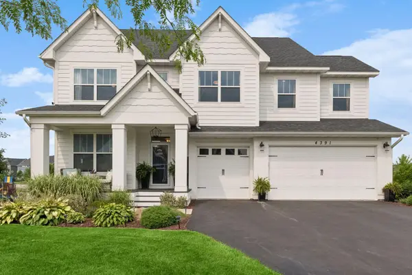 4391 Millstone Drive, Chaska, MN 55318