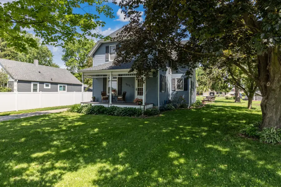 210 W Summit Avenue, Ellsworth, WI 54011 - #3