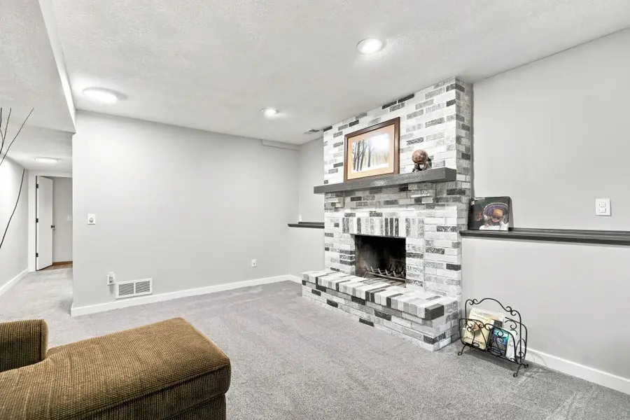 1014 Grant Circle S, Anoka, MN 55303 - #3