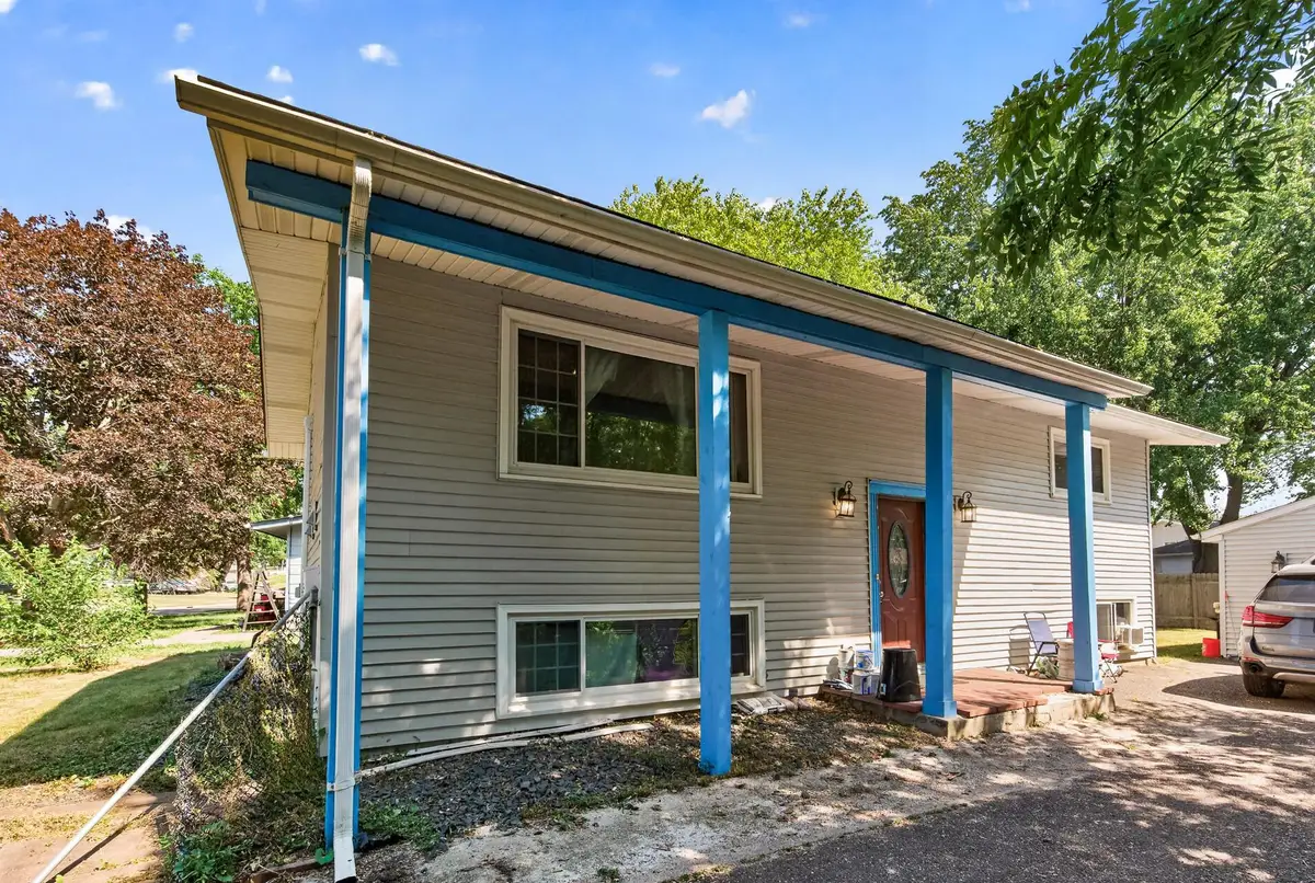 2280 Shryer Avenue E, North Saint Paul, MN 55109 - #1