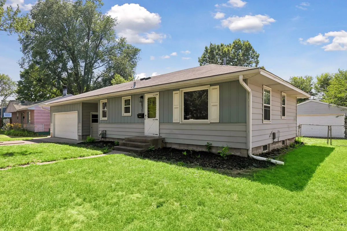 6921 Major Avenue N, Brooklyn Center, MN 55429 - #1