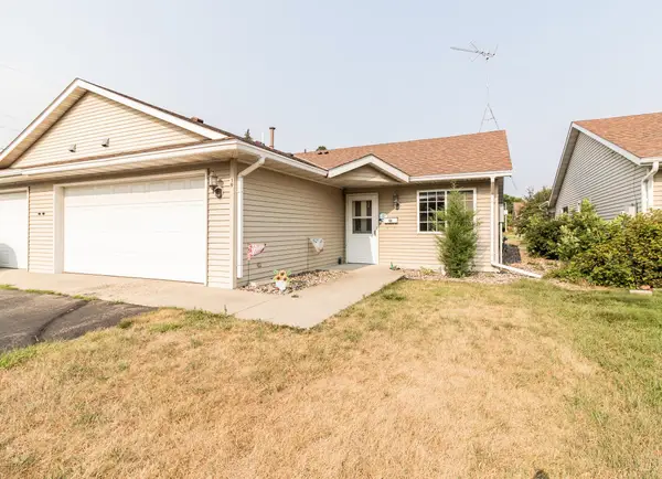 19 4th Avenue N, Waite Park, MN 56387