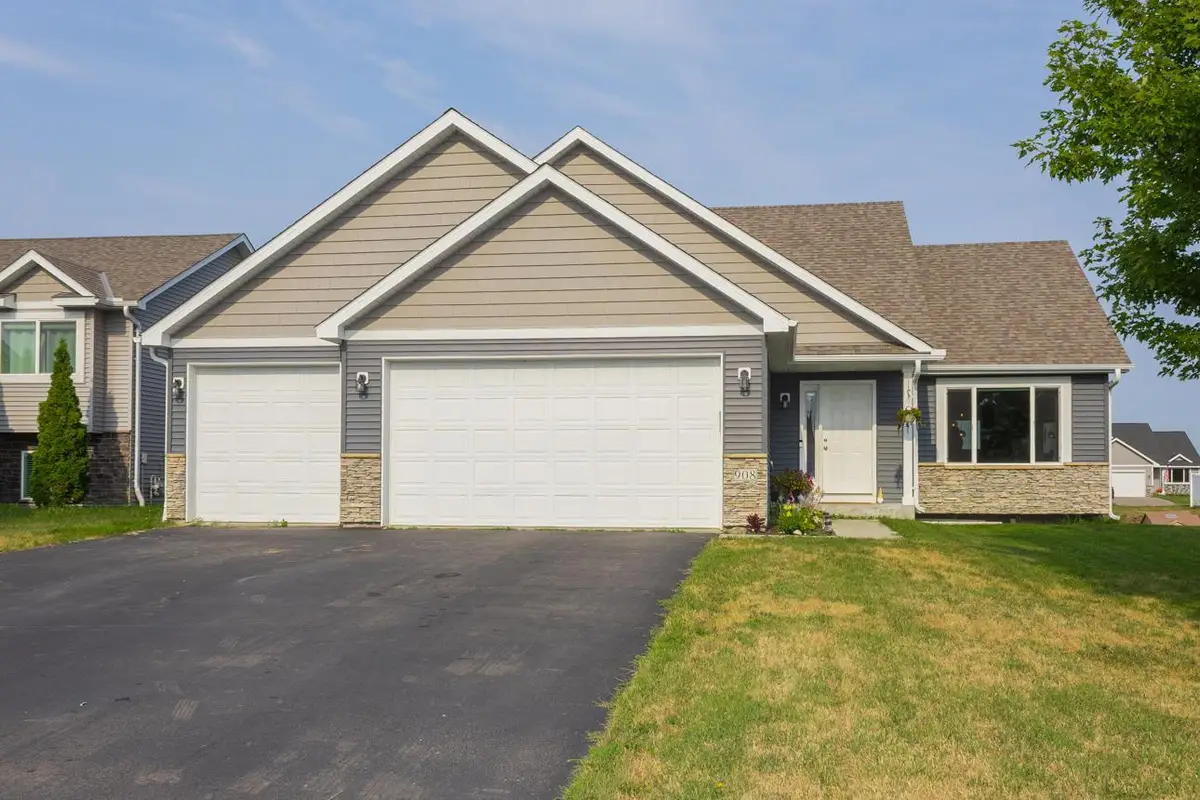 908 Ashford Road, Belle Plaine, MN 56011 - #1