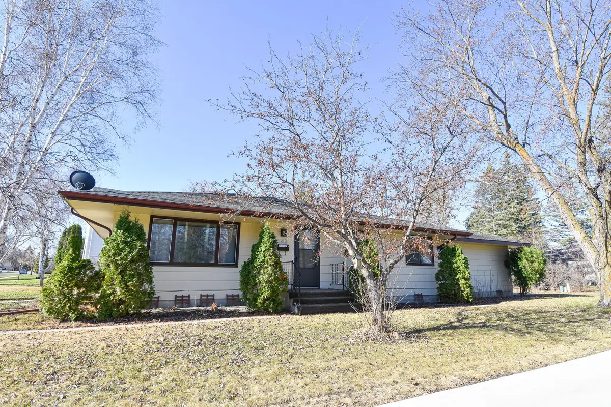245 Kneale Avenue N, Thief River Falls, MN 56701 - #1