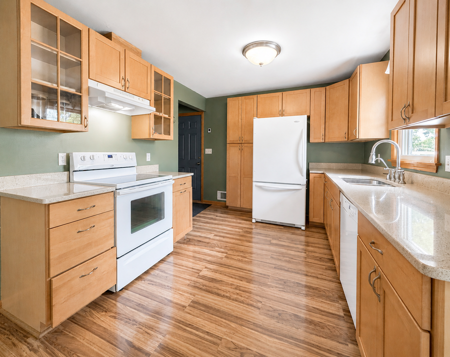 811 8th Street, Gaylord, MN 55334 - #3