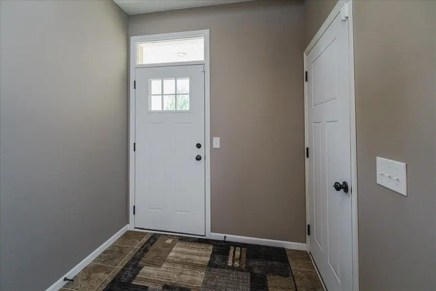180 Tuttle Dr, Hastings, MN 55033 - #2