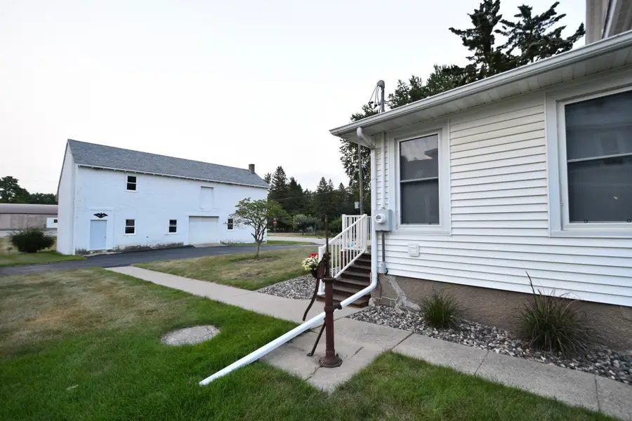 196 Mill Street, Zumbrota, MN 55992 - #3