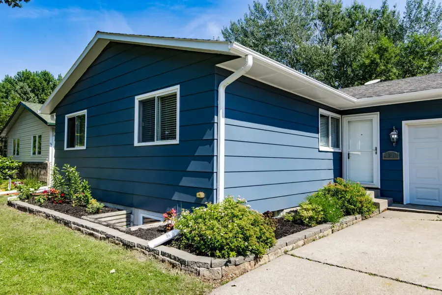 2925 14th Avenue S, Moorhead, MN 56560 - #3