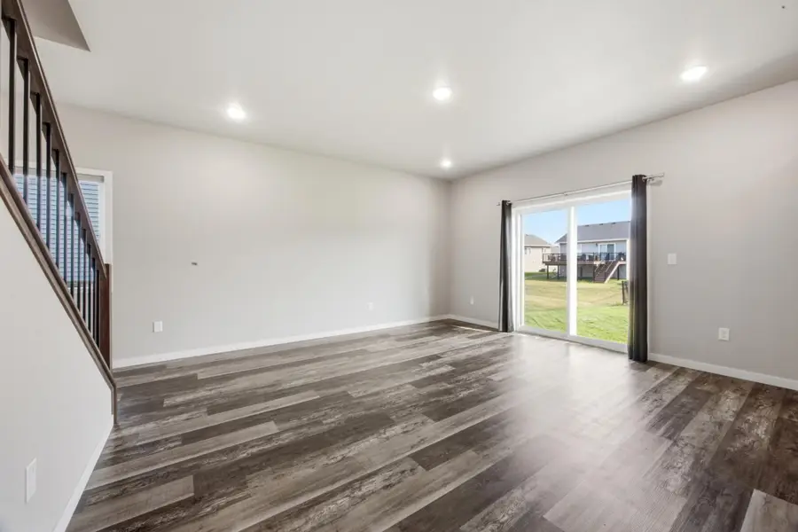 6021 78th Avenue S, Horace, ND 58047 - #3