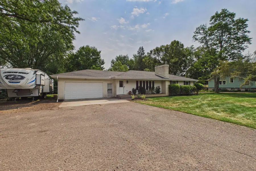 3287 Lake Elmo Avenue N, Lake Elmo, MN 55042 - #2