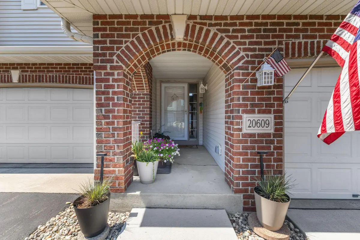 20609 Harrow Court, Lakeville, MN 55044 - #1