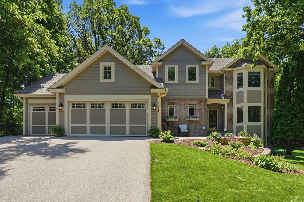 1021 Wildwood Way, Chaska, MN 55318 - #1