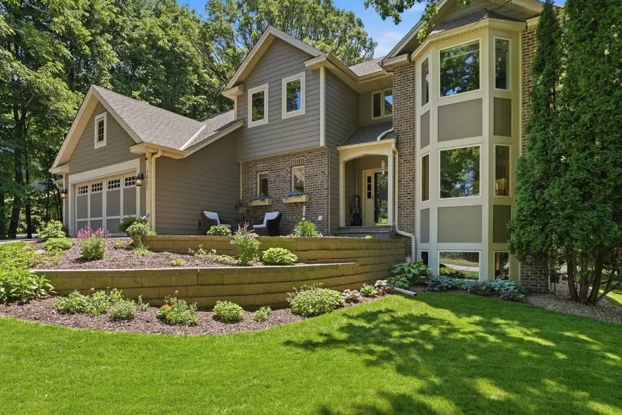 1021 Wildwood Way, Chaska, MN 55318 - #3
