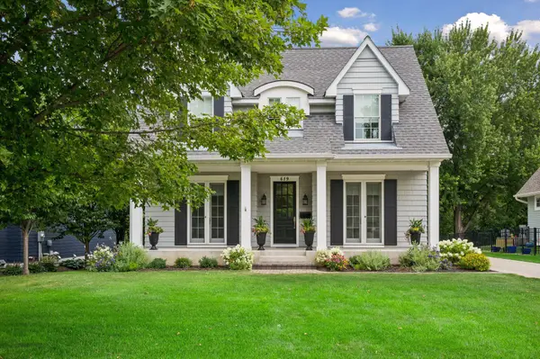 619 Gardner Street, Wayzata, MN 55391