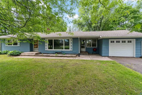 908 Lakeshore Drive, Moose Lake, MN 55767